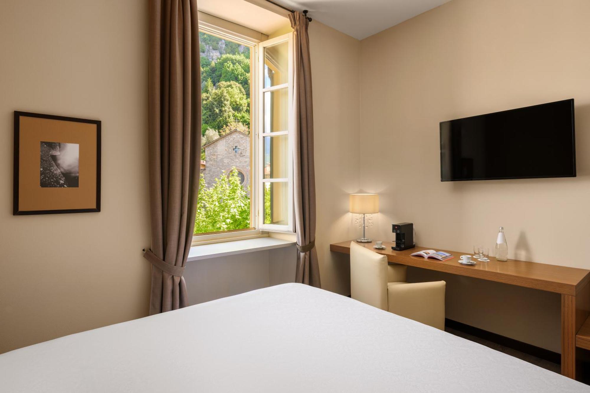 Royal Victoria, By R Collection 4* Varenna